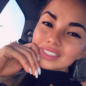 Meet your Posher, Marlen